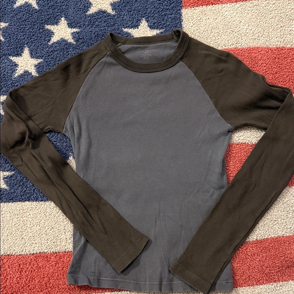 Brandy Melville top